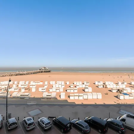 Frontaal Zeezicht App 6p Aan De Duinen Met Parking